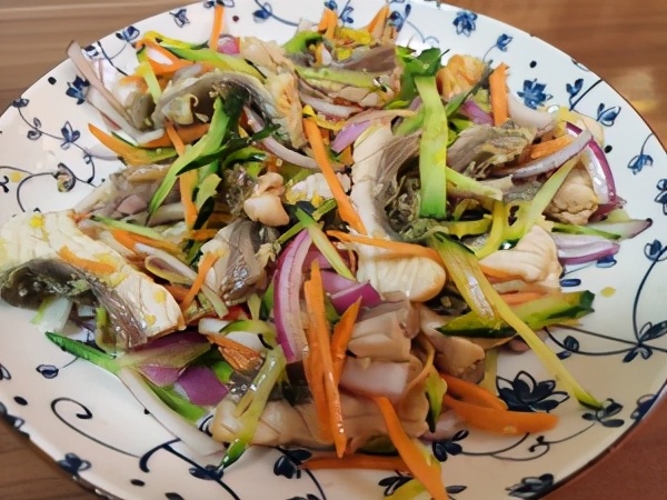 每天一道简单家常菜~捞起脆肉鲩