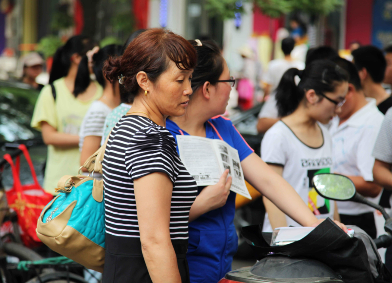 学生参加中、高考，谁才是“最佳陪考人”？这样安排最有利于发挥