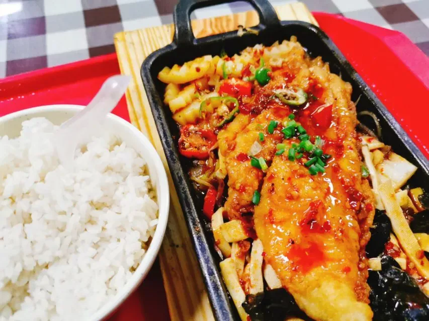 占地2000余亩，投资8000万建新宿舍，湖北这所大学“太豪华”