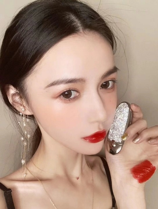 经典口红色号，这些大牌又美又飒轻松提升气色，黄皮也适合