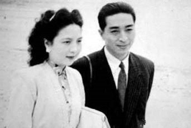 党中央高层被捕，女特工贺治华却称有内奸，陈赓：内奸就是她