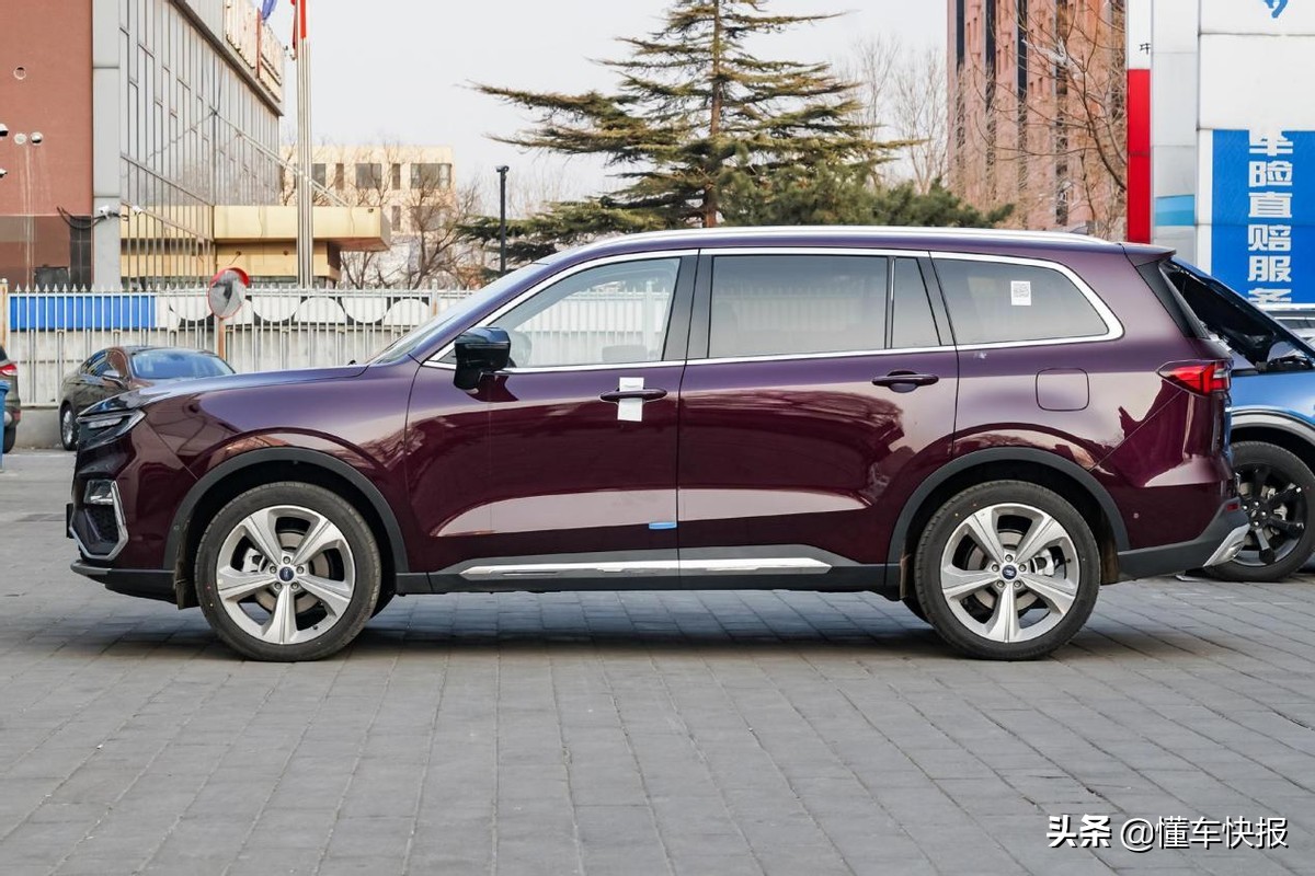 合资+6座+2.0T+中大型SUV，一文带你了解福特领裕