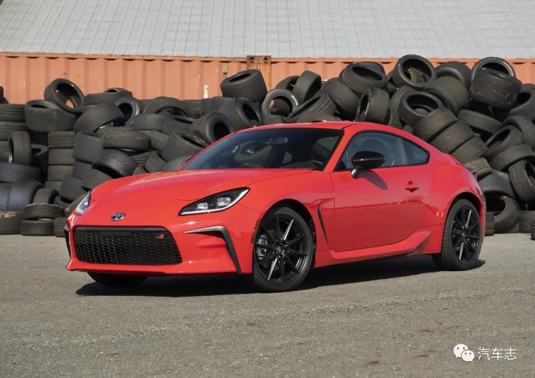 官宣！丰田GR86引进中国，限量50台远山灰SUPRA今日发售