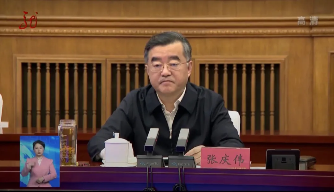 63岁女将卸任后,以中央指导组组长身份亮相湖北