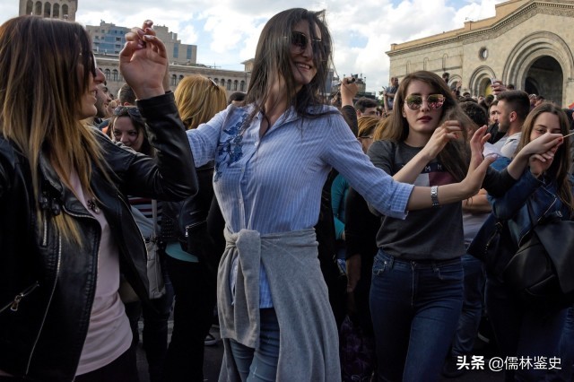 ����ǰ����ݽ������㿴����ʵ�İ����ݽ�