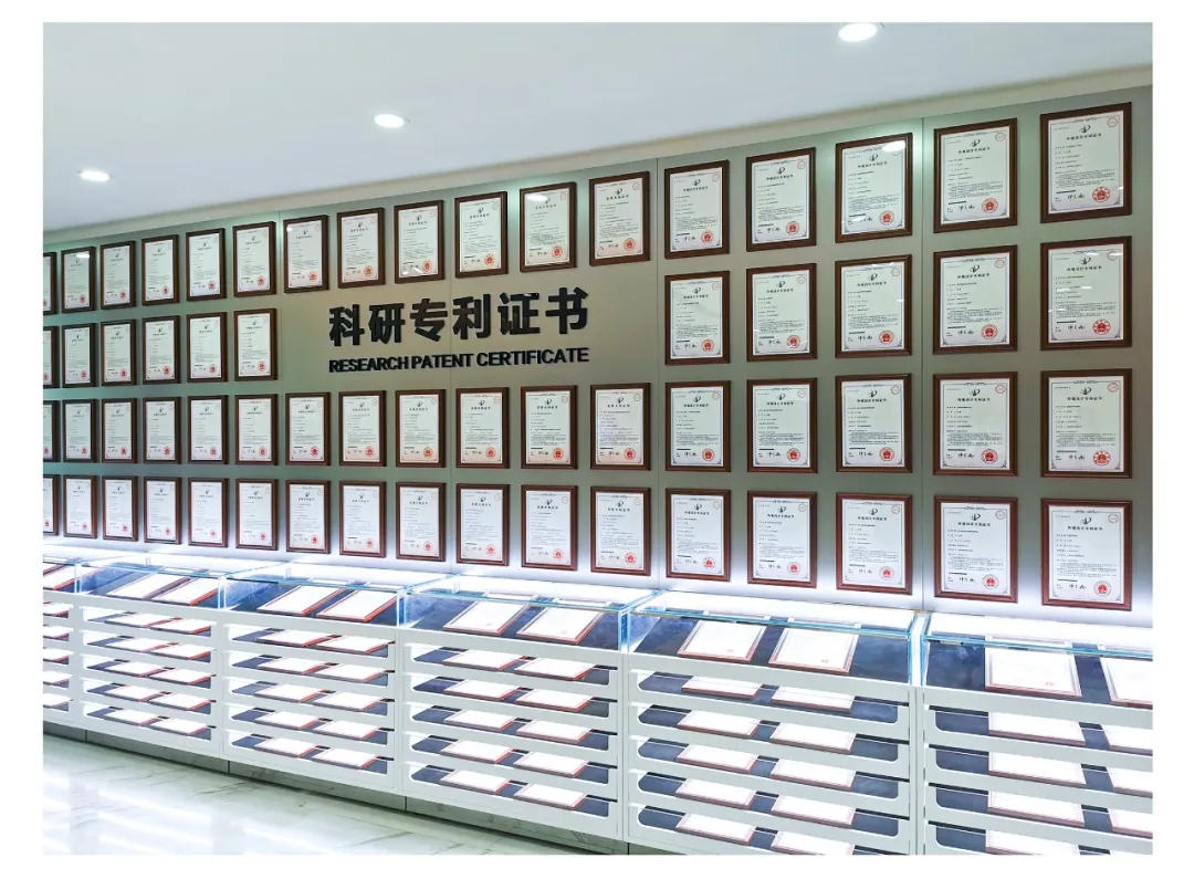 红色小象重磅新品上市，引领宝宝界极简护肤新趋势