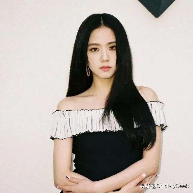 孙兴慜仁川机场(韩国足球金童孙兴慜爆与BLACKPINK Jisoo热恋！前女友皆是女团成员)