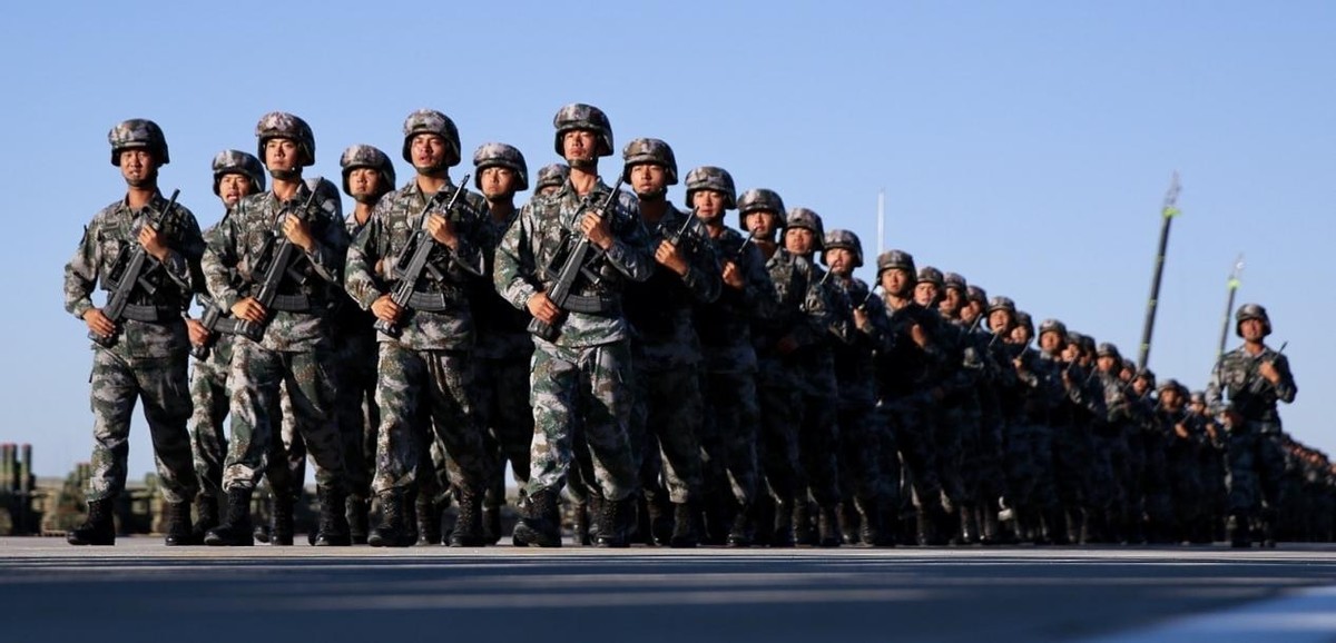 大学时期入伍优势多，有些事情建议提前了解，学生要谨慎考虑