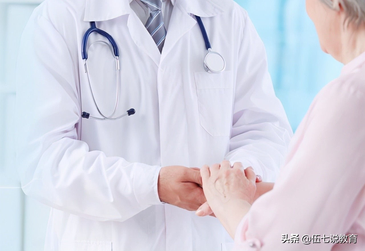 高考400分左右可报考的医学，就业不成问题，还能拿到“铁饭碗”