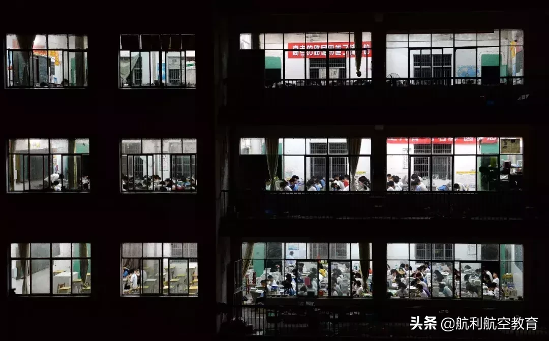 45张照片，几代人的高考记忆