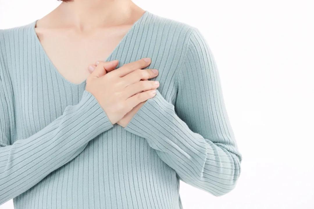 胸部痛疼是什么原因？引起胸痛常见的12种原因 14