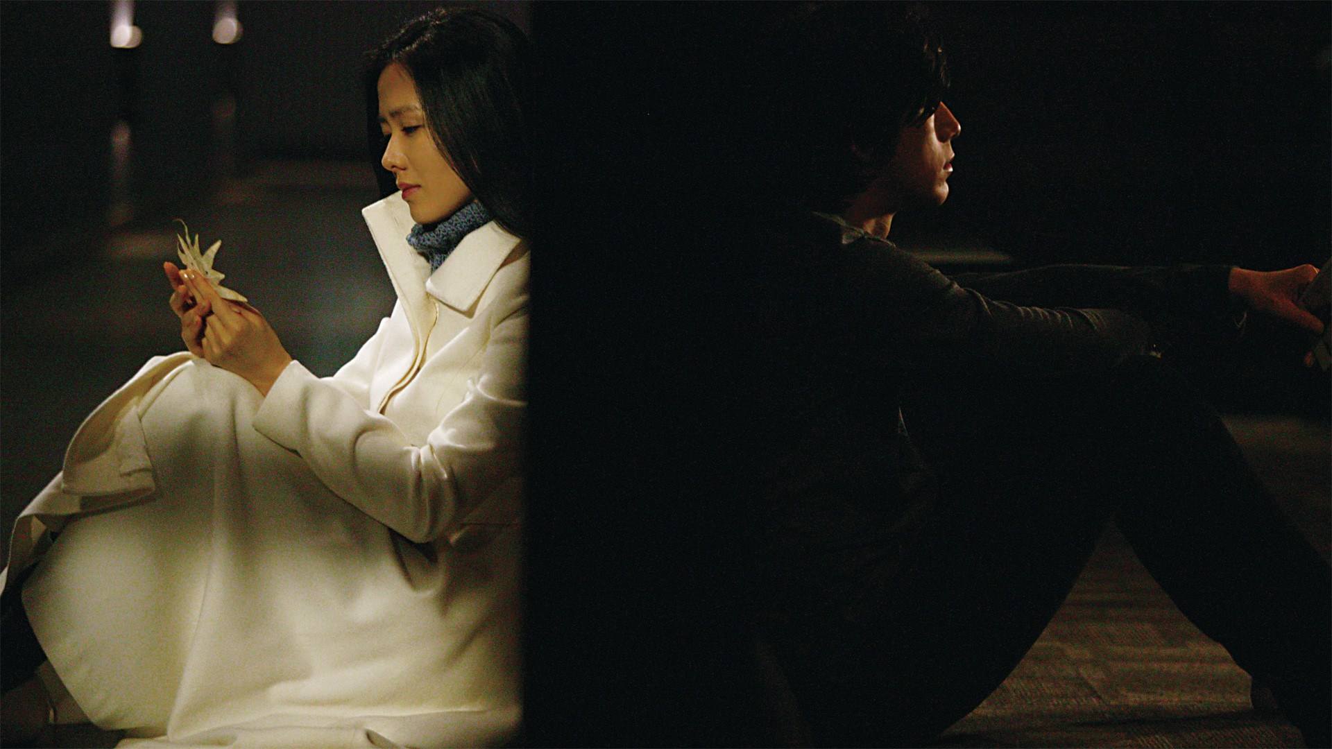 《白夜行》解读：世上有两种东西不能直视，太阳以及人心