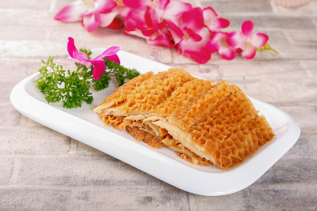 金钱肚,瘤胃,瓣胃,经常被涮进火锅里,竟然是熟悉的它们