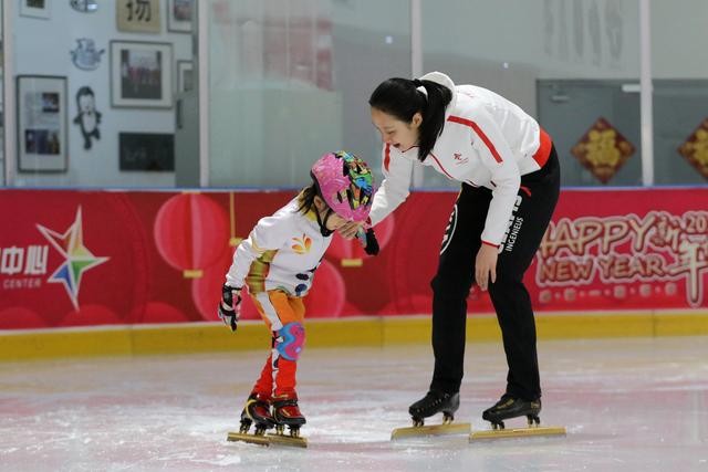 从奥运冠军到“双一流”博士，这位冰雪女神填补国内这一空白