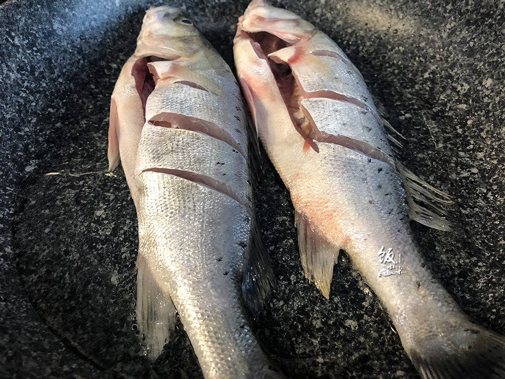 红烧海鱼时,记住"4个1",做出来的鱼肉没有腥味,鲜嫩好吃