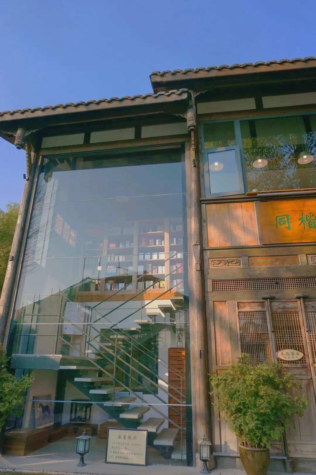 成都经典一日游：15个市内景点，地铁直达，全民撒欢玩