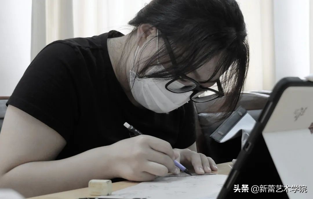 新蕾艺术设计考研/决胜艺术考研，从新蕾走进北印