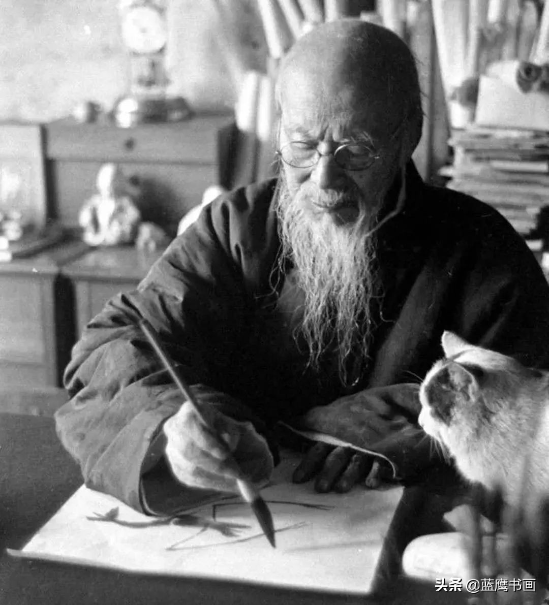 齐白石善于用墨，更善于用色，从而创造了独树一帜的新画风