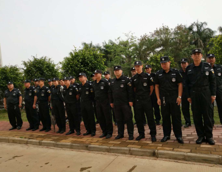 狱警每年都扩招，门槛较低报名条件“三不限”，为何学生不愿意考