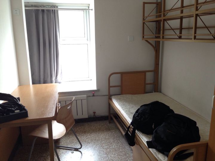 研究生宿舍也太好了吧！简直是“神仙宿舍”，想住就考它