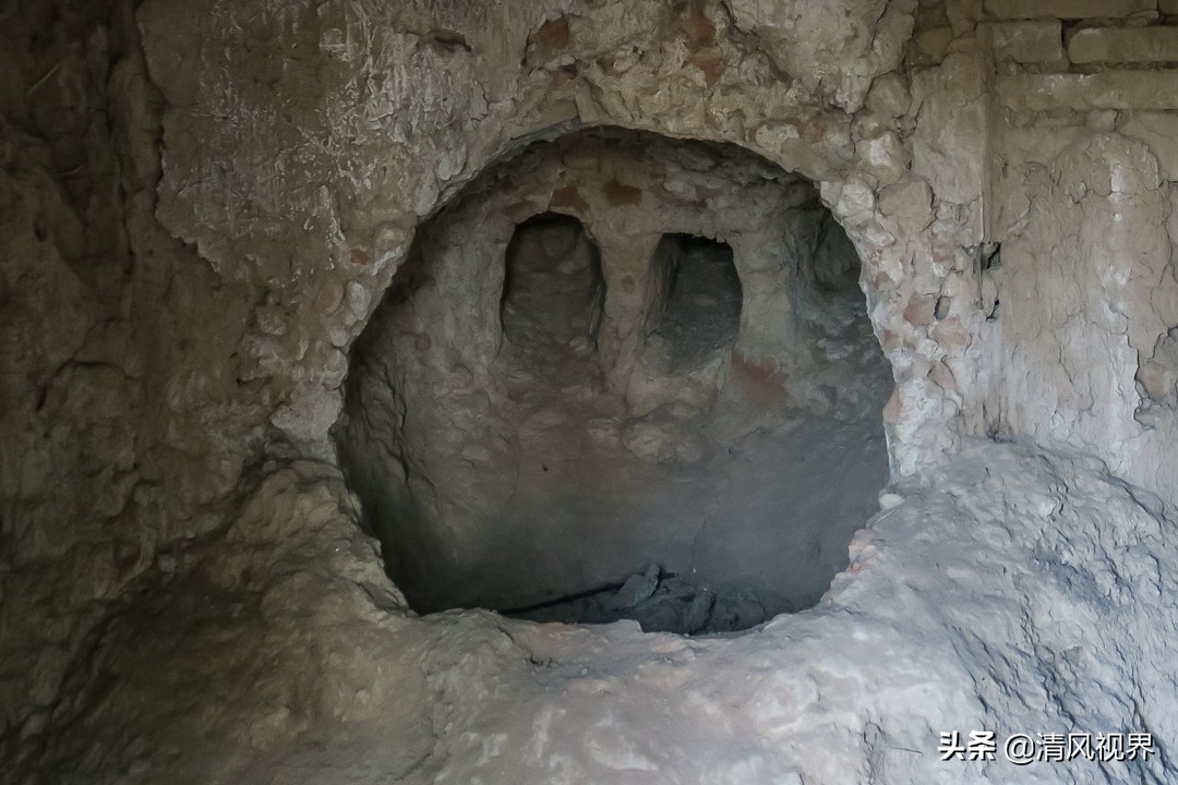 崇信龙泉寺，流水潺潺、曲径通幽，龙吐彩虹显奇观！