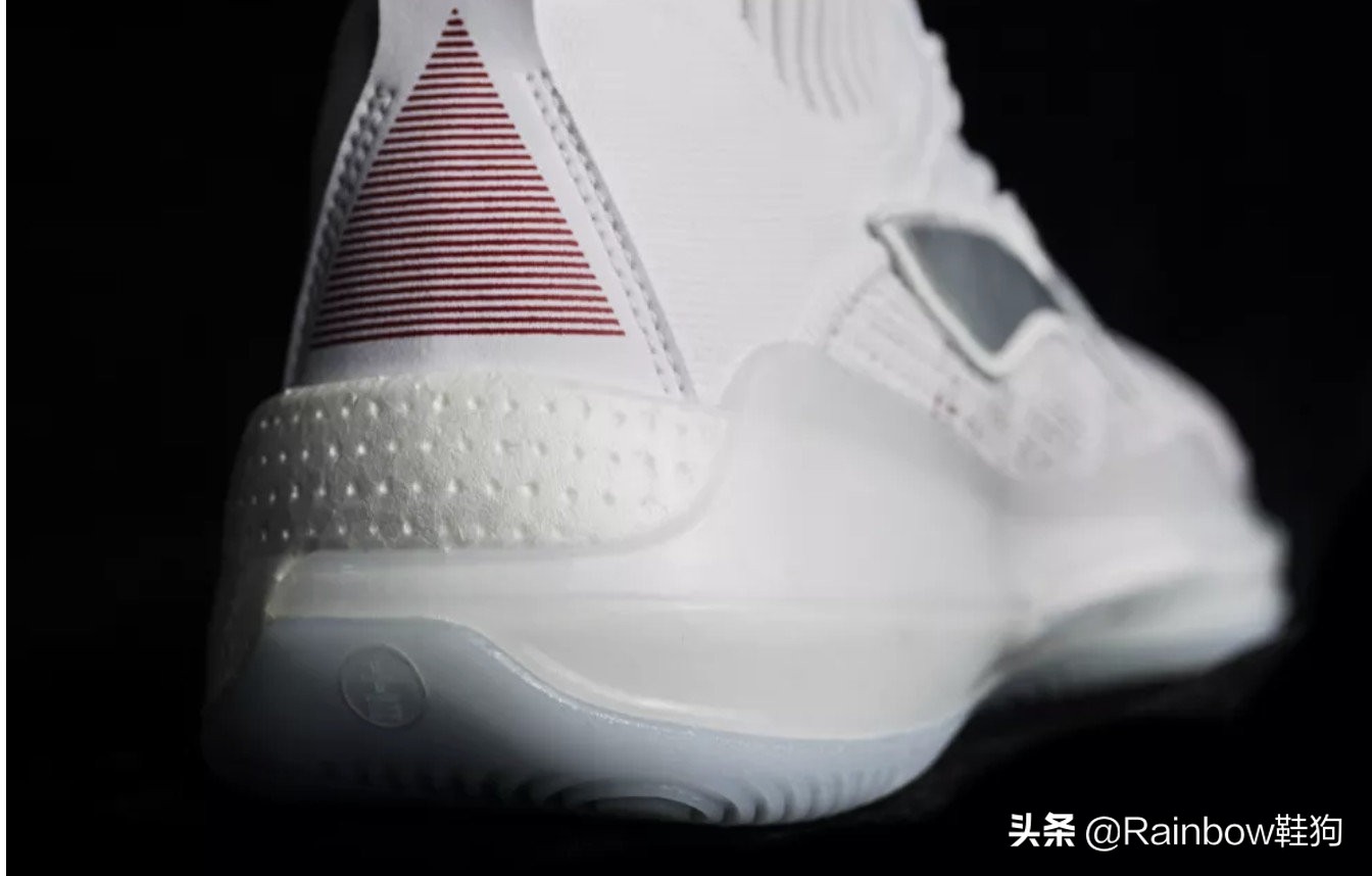 李宁驭帅13“䨻”升级版实战测评 驭帅13“䨻”和驭帅13对比测评