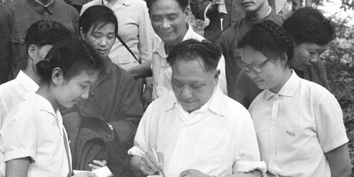 1977年恢复高考，温元凯提出16字招生方针，邓小平：采纳四分之三