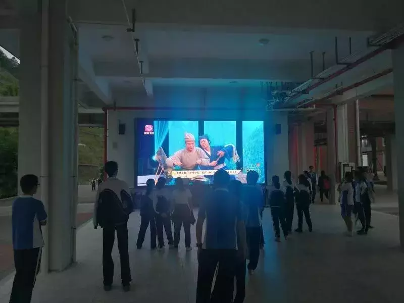 明天，《诗意中国》走进深圳明德实验学校！