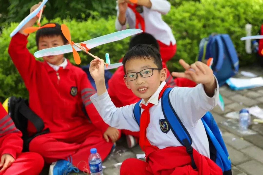 星辰大海，与你同往——西安高新国际学校给孩子一个“航天梦”，向着浩瀚星辰出发