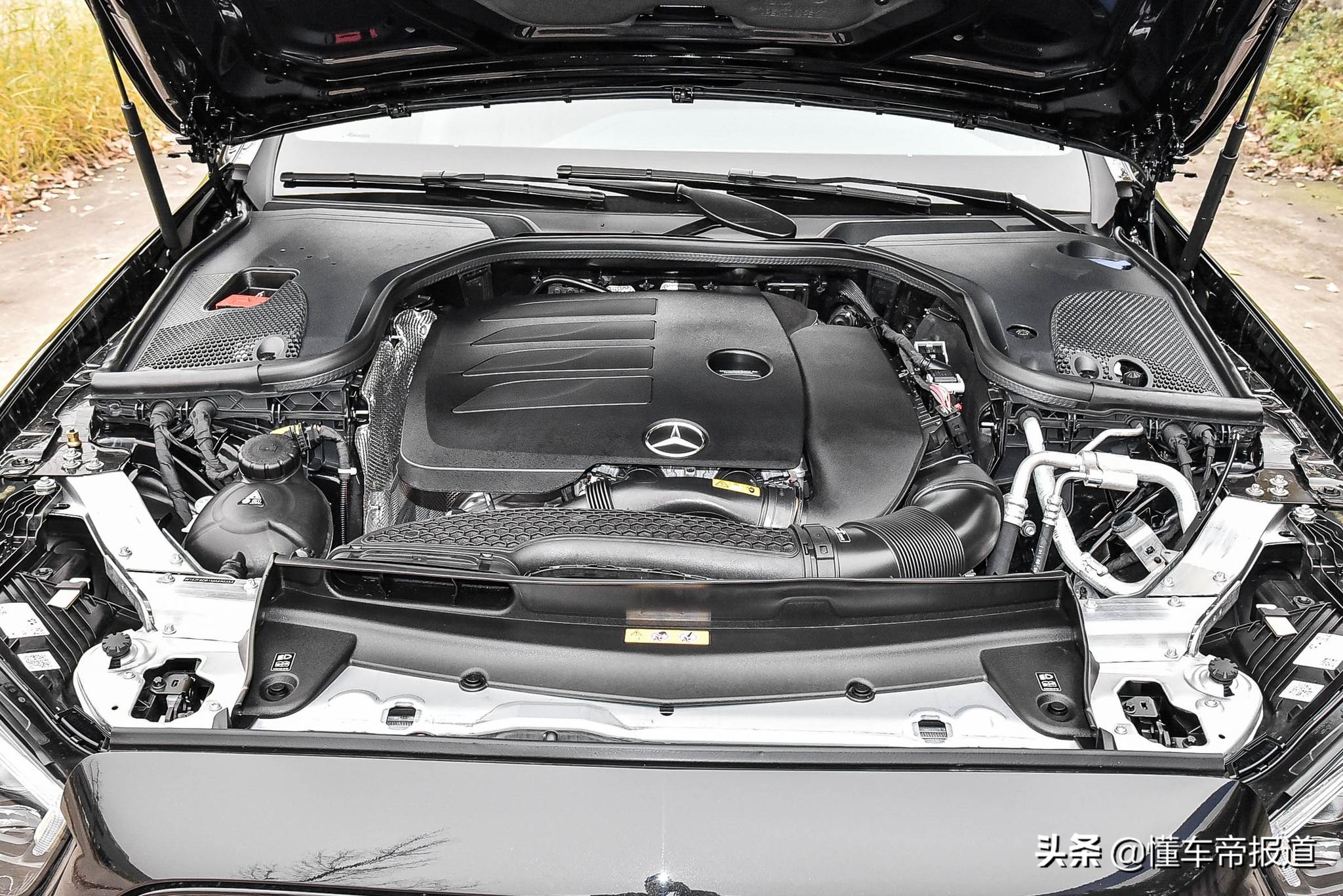 新车｜不加长才运动？6.4秒“破百”，新款奔驰E 300现身
