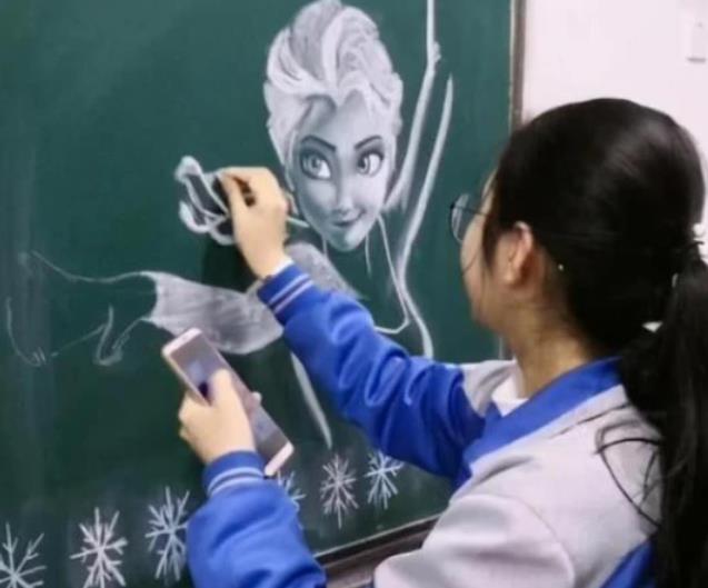 学校光荣榜设计（00后的学生太有才了）