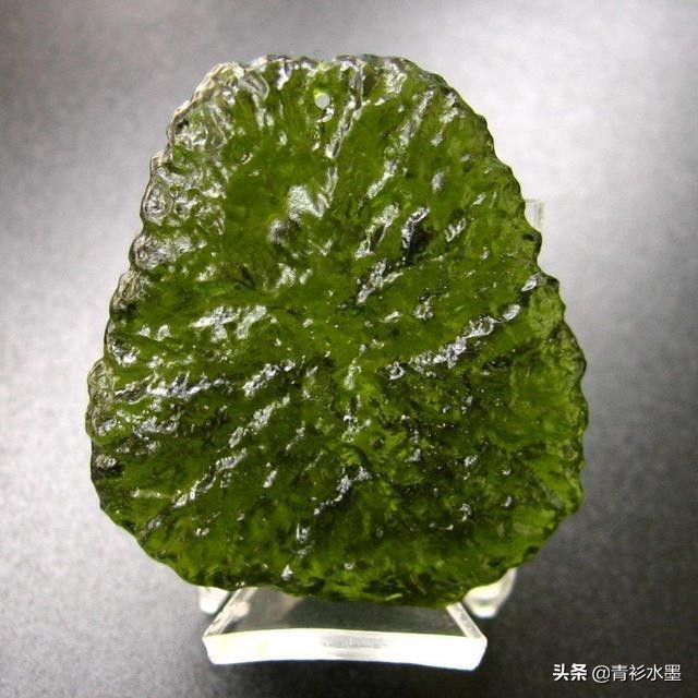 这些神秘的天外来物玻陨石，你要是捡到了就发大财了