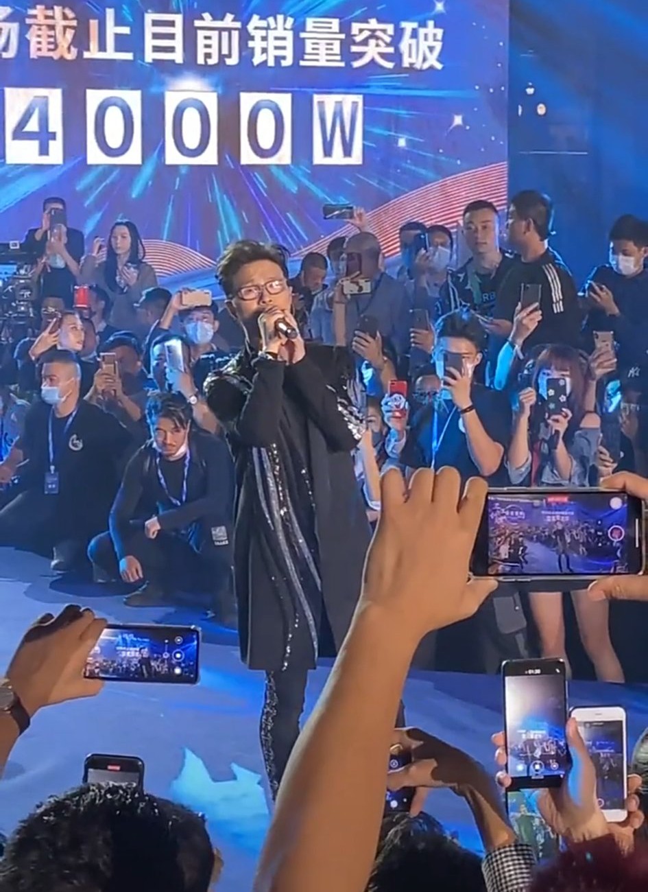 参加三江锅商演被骂“耍大牌”，汪峰老师我挺你，这锅咱不背！