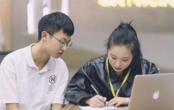 大学生每月多少生活费才合适？看到这组数据，有家长感觉被骗了