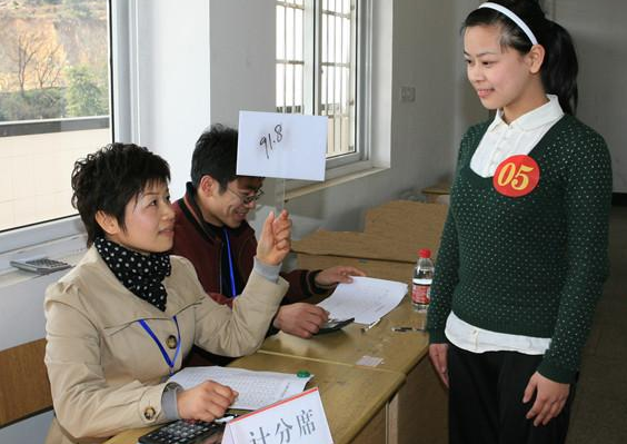 大学生不要忙着考证，有些证书或将被取消，考了也没用别浪费时间