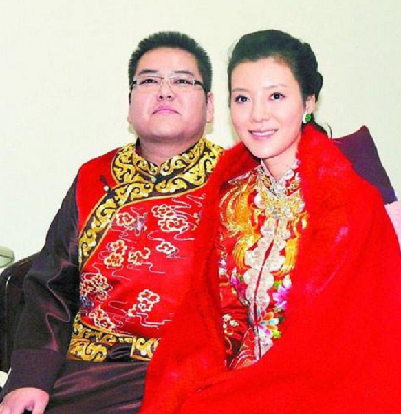 2010年,车晓与富豪李兆会结婚,两人举办了一场豪华无比的婚礼,可以用"