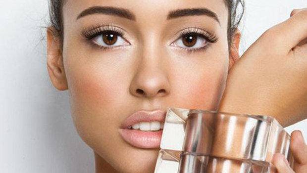 打造深邃颜，用对高光三步走