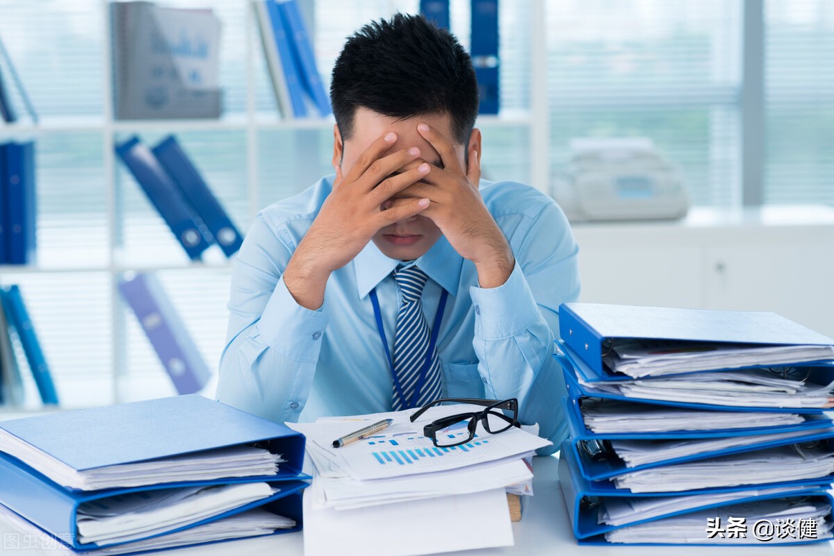 男性睾酮浓度低下，可能会出现3个症状！如何改善？本文讲清楚