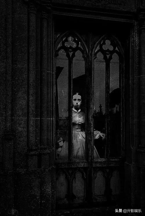 这些极为怪异又细思极恐的相片,每两张都让人不寒而栗 - 视觉时刻