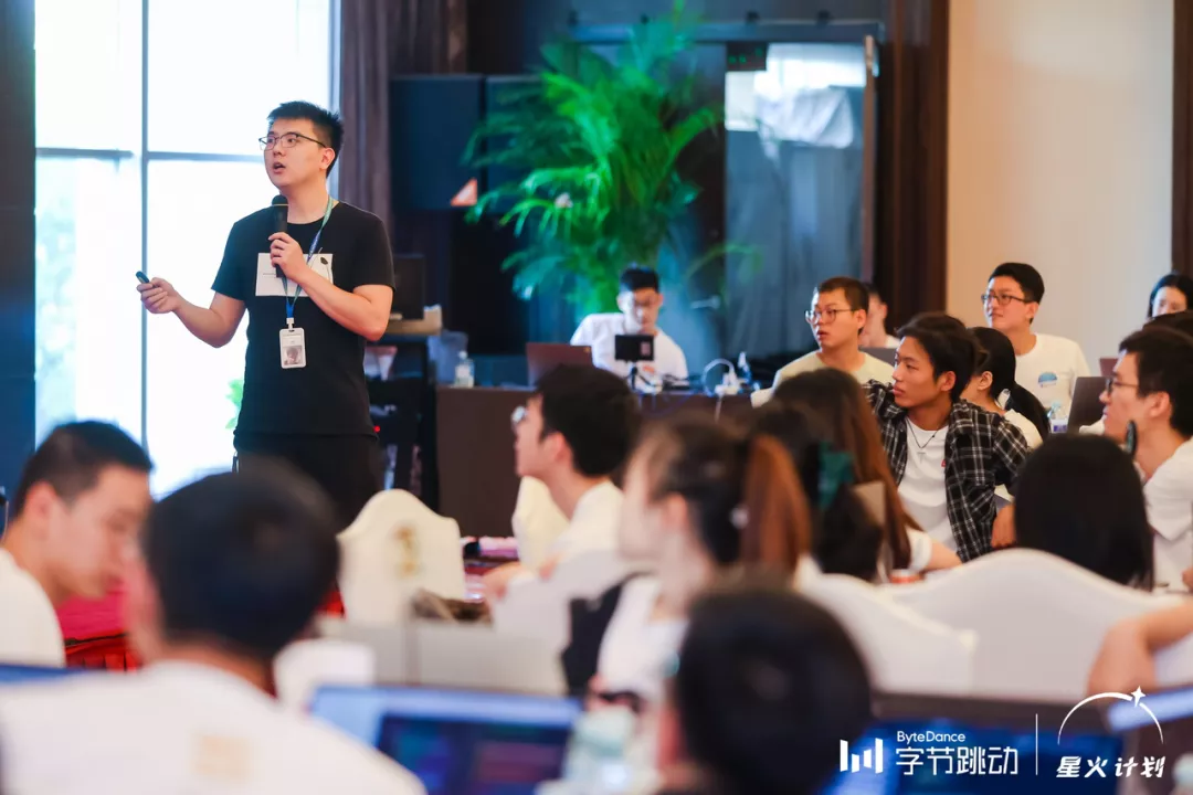 字节跳动技术新人培训全记录：校招萌新成长指南