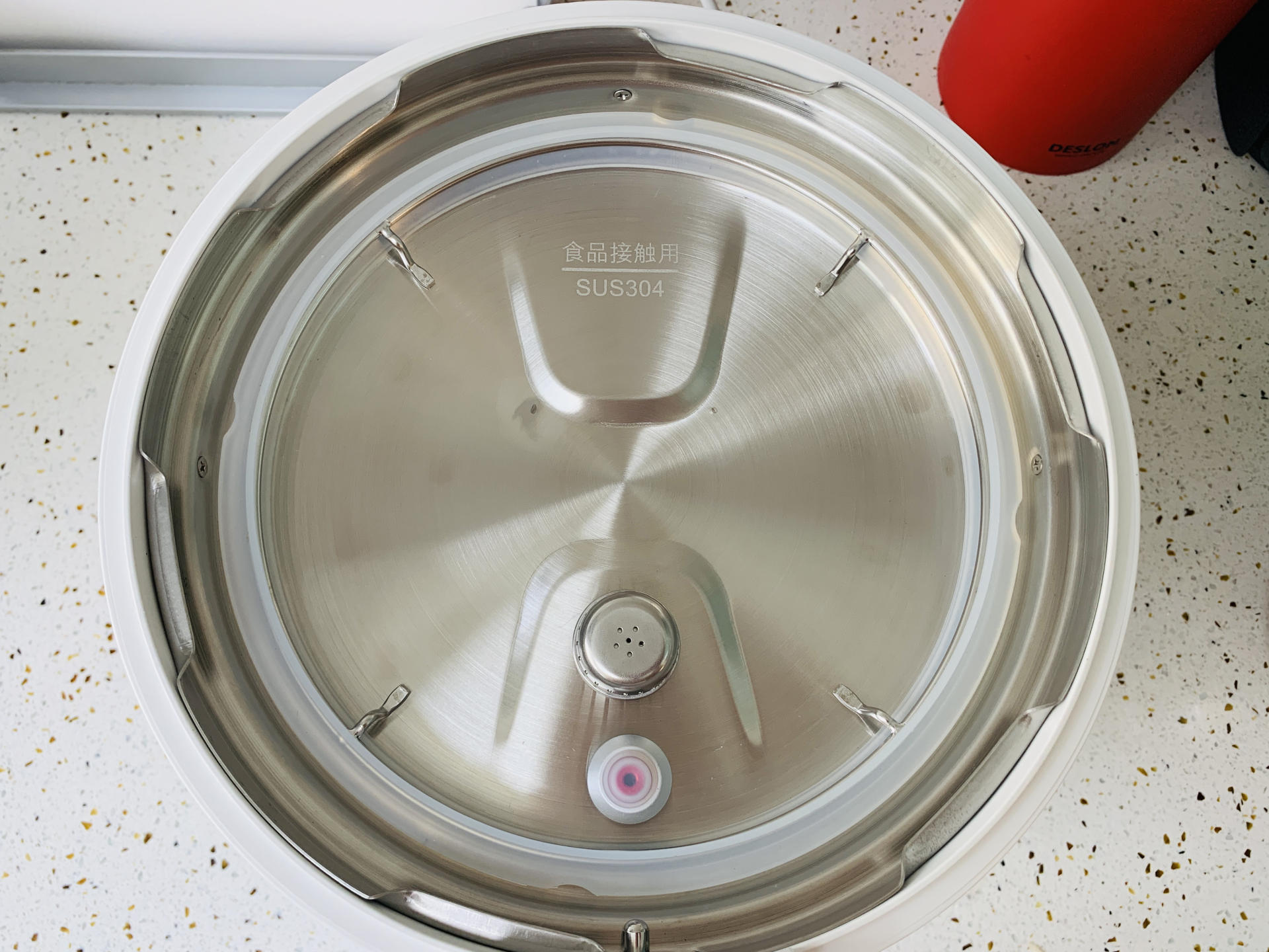 一锅两用，蒸煮炖焗全都行，试试这款电压力锅吧