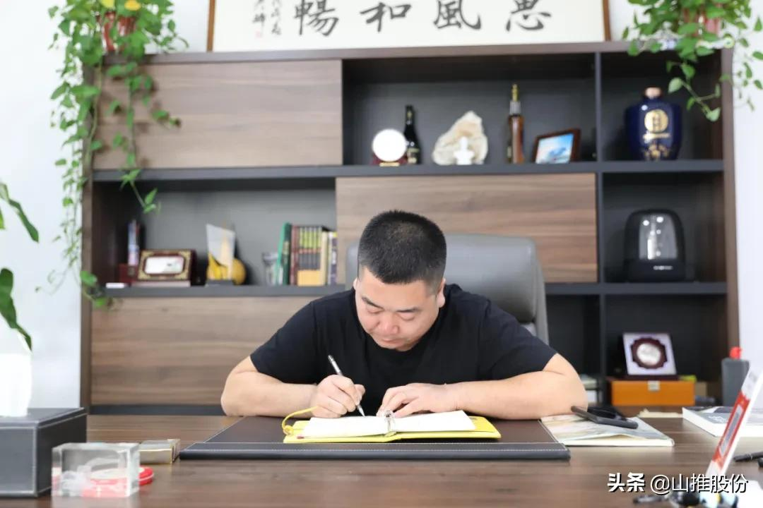 合适才是最好的 | 买了又买,装载机我选山推
