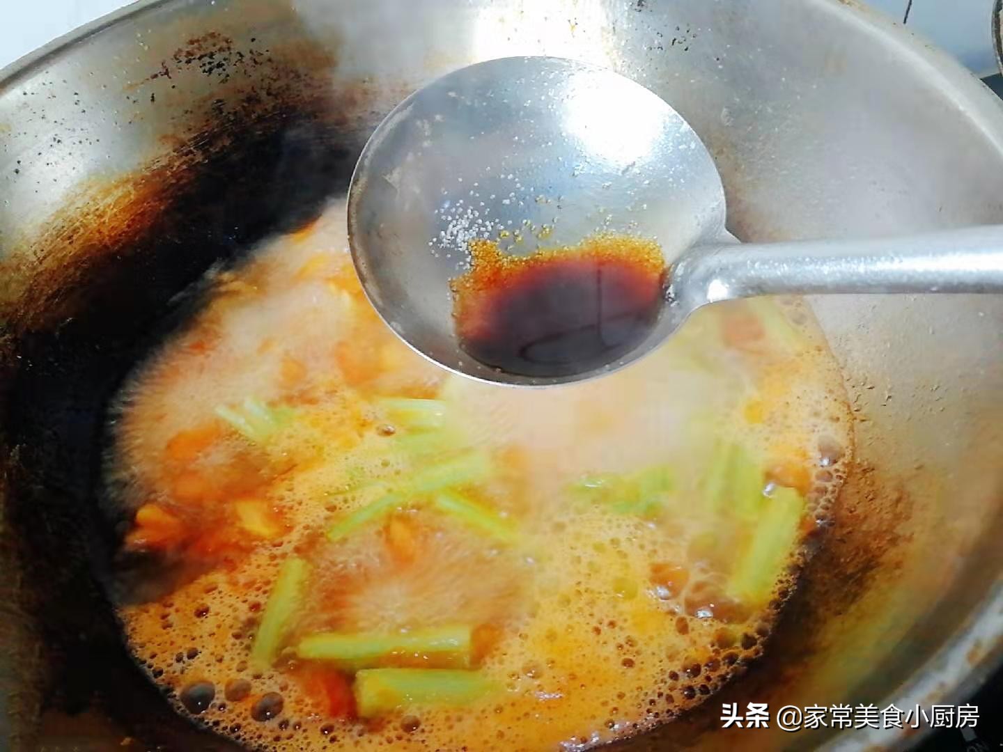 教你做便宜又美味的番茄巴沙鱼，鲜美不腥又无刺，适合孩子吃