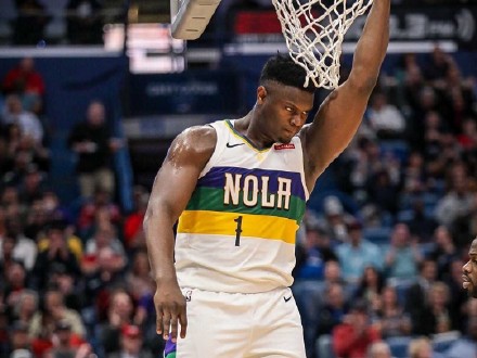 锡安现在为什么不上nba(被索赔7亿，引24万网友热议，状元郎锡安，摊上大事了)