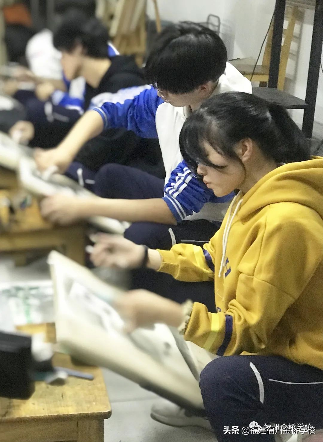 世上无难事，只要肯攀登记福州金桥学校高一、高二美术专业半期考