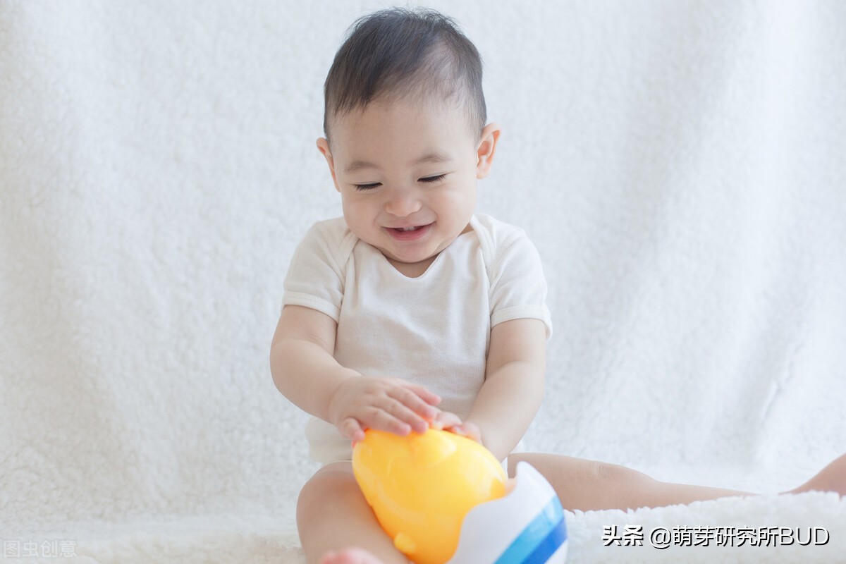 这些人类幼崽的小名由来，又野又上头，我腹肌都笑出来了哈哈哈