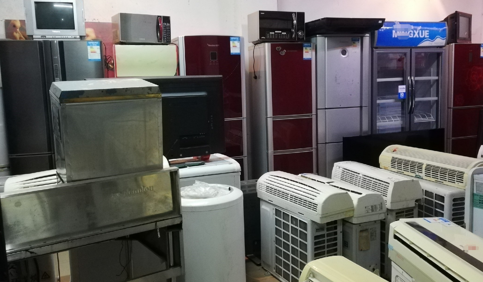 回收二手家电有多暴利?大批年轻人涌入收废品行业,如何赚钱?