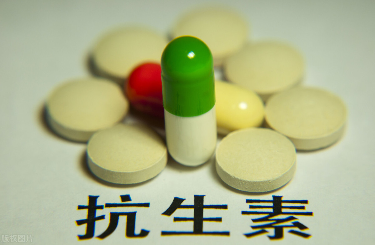 治疗幽门螺杆菌，吃药后腹泻、大便变黑，正常吗？需要停药吗？