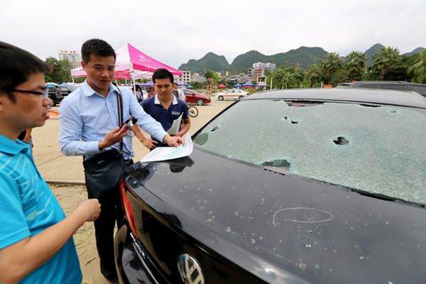 冰雹砸了车保险赔吗,冰雹砸了车保险赔吗?
