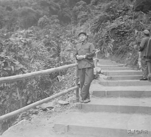 战士遭炮击牺牲，连长心存愧疚：我接的兵，没能回乡